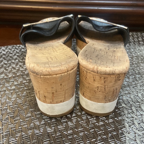 MK Wedge Sandals - Picture 5 of 7